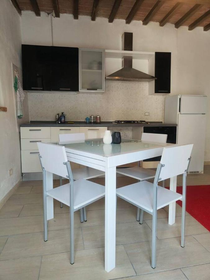 Apartamento La Casina Montecatini Val di Cecina Exterior foto