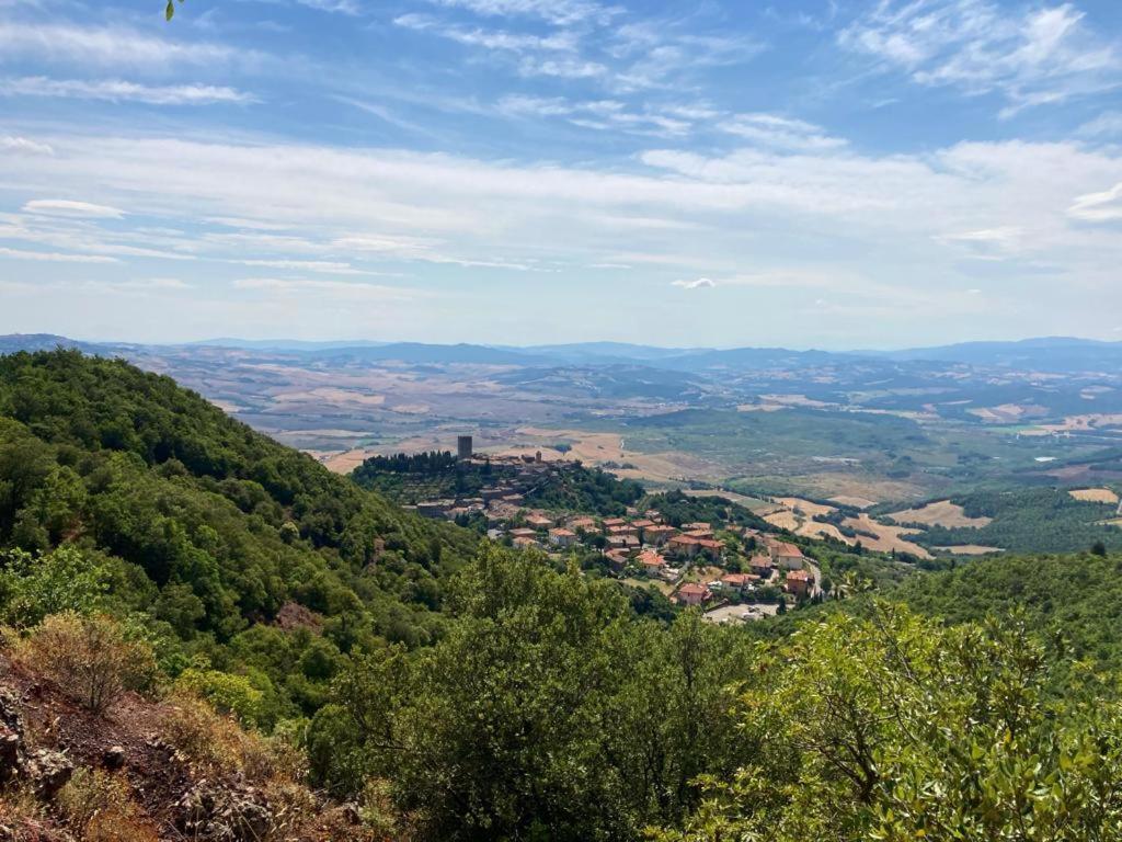 Apartamento La Casina Montecatini Val di Cecina Exterior foto